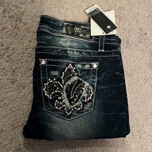Miss Me Jeans Straight Leg BNWT